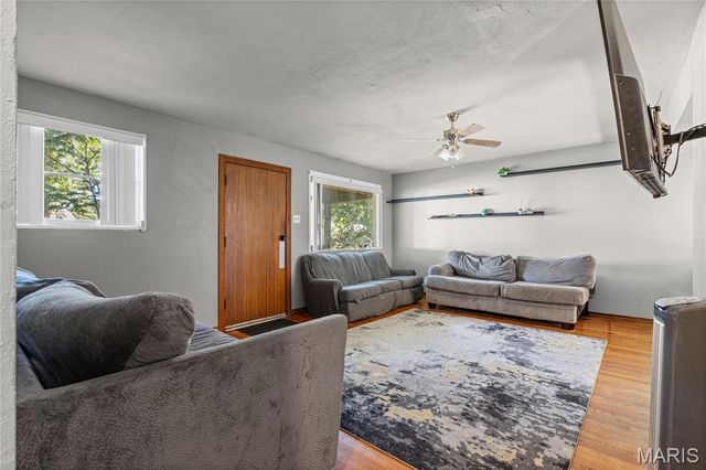 8644 Harold Drive, Berkeley, MO 63134
