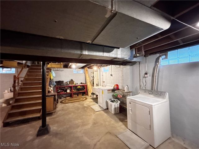 126 S Edgehill Avenue, Youngstown, OH 44515