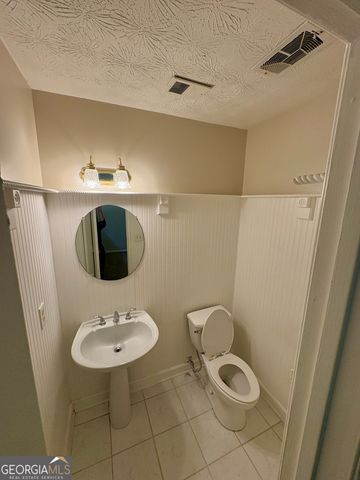 2892 Haddon Drive, Rex, GA 30273