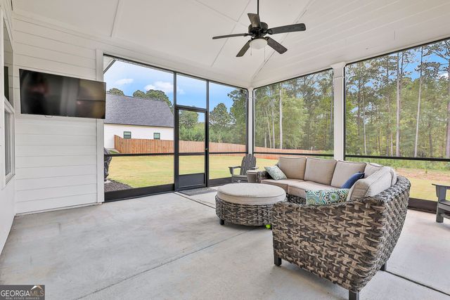 40 Riverstone Drive, Senoia, GA 30276