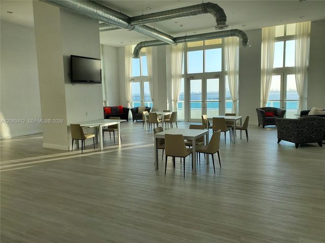 1800 N Bayshore Drive 3808, Miami, FL 33132