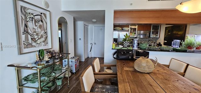 1800 N Bayshore Drive 3808, Miami, FL 33132