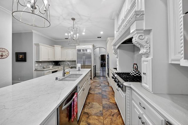 4216 Timberglen Place, Midland, TX 79707