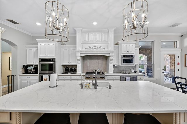 4216 Timberglen Place, Midland, TX 79707