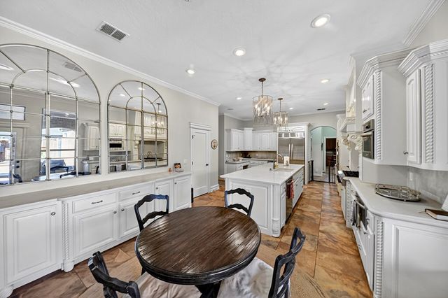 4216 Timberglen Place, Midland, TX 79707