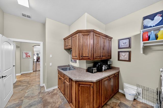 4216 Timberglen Place, Midland, TX 79707