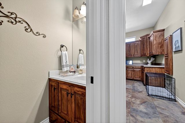 4216 Timberglen Place, Midland, TX 79707