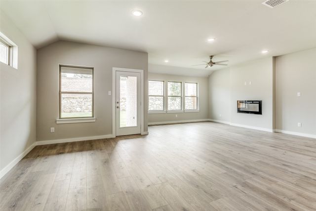 5211 Bellhurst Drive, Mckinney, TX 75071