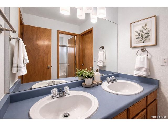 6262 Braun Cir, Arvada, CO 80004