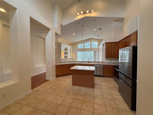 8132 BRINEGAR CIRCLE, Tampa, FL 33647