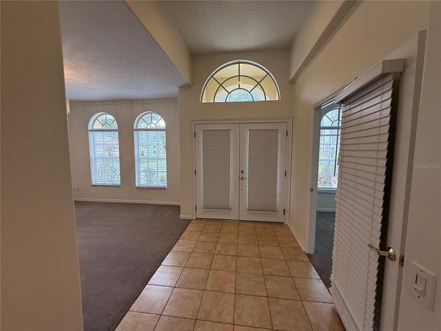 8132 BRINEGAR CIRCLE, Tampa, FL 33647