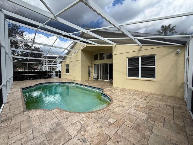 8132 BRINEGAR CIRCLE, Tampa, FL 33647