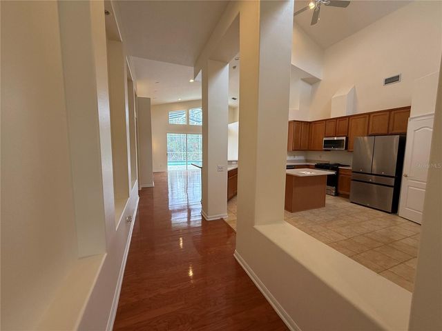 8132 BRINEGAR CIRCLE, Tampa, FL 33647