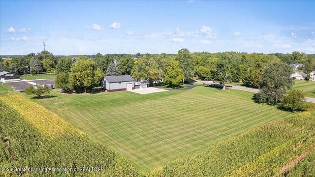 9861 W Grand River Highway, Grand Ledge, MI 48837