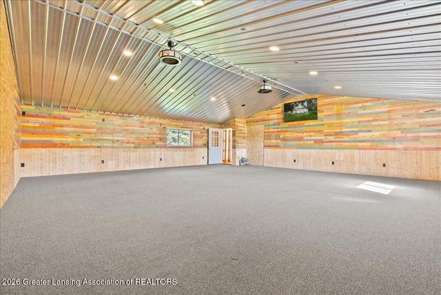 9861 W Grand River Highway, Grand Ledge, MI 48837