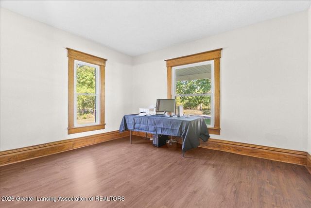 9861 W Grand River Highway, Grand Ledge, MI 48837