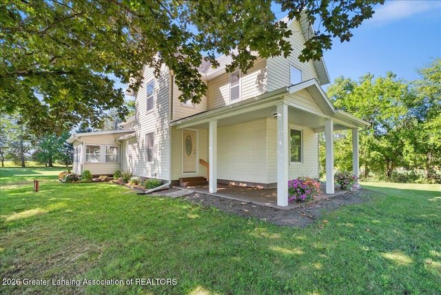 9861 W Grand River Highway, Grand Ledge, MI 48837