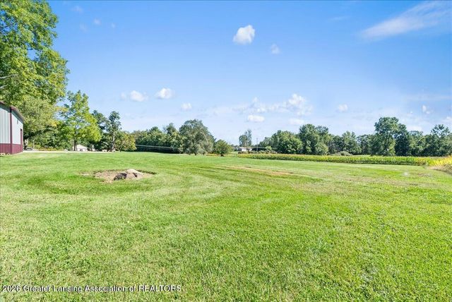 9861 W Grand River Highway, Grand Ledge, MI 48837