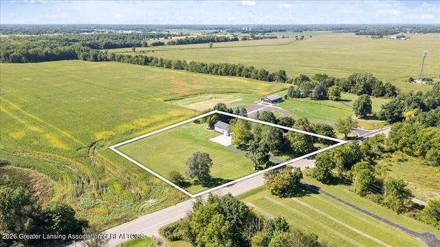 9861 W Grand River Highway, Grand Ledge, MI 48837
