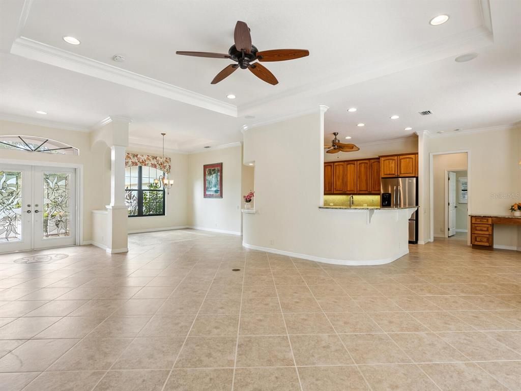 Image 11 of property listing at 1335 TUSCANY BOULEVARD, Venice, FL 34292