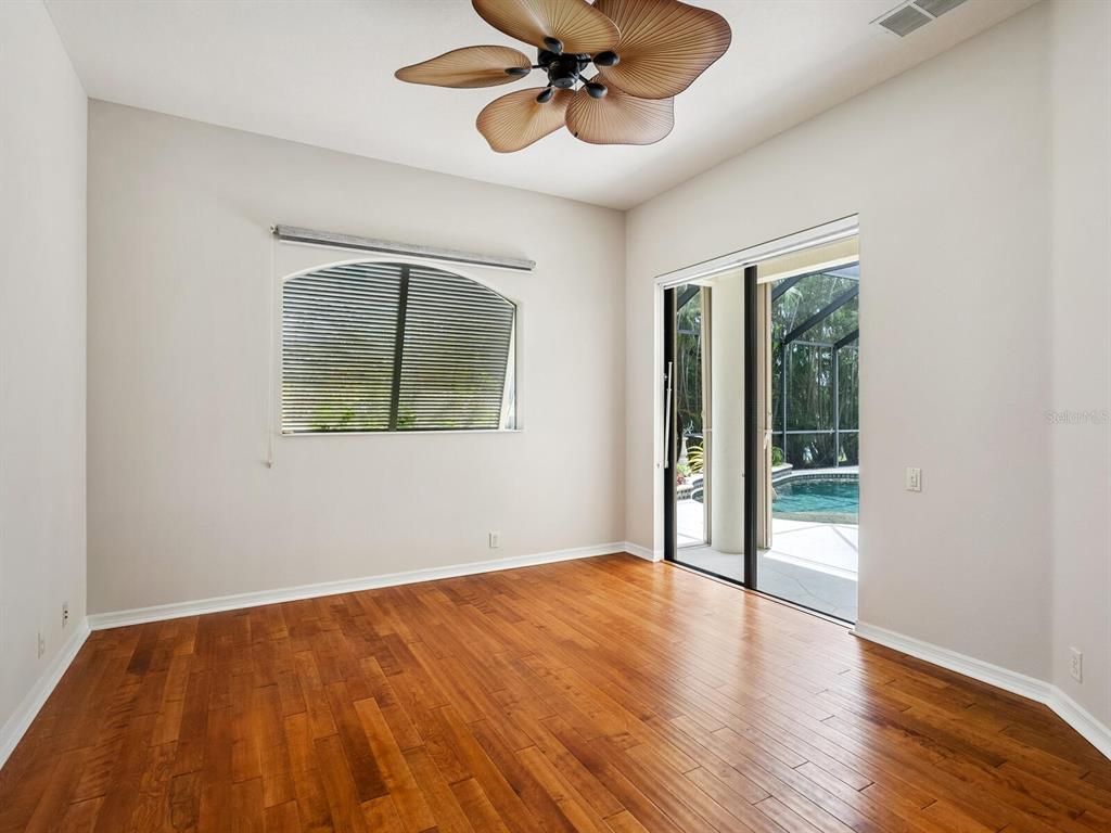 Image 23 of property listing at 1335 TUSCANY BOULEVARD, Venice, FL 34292