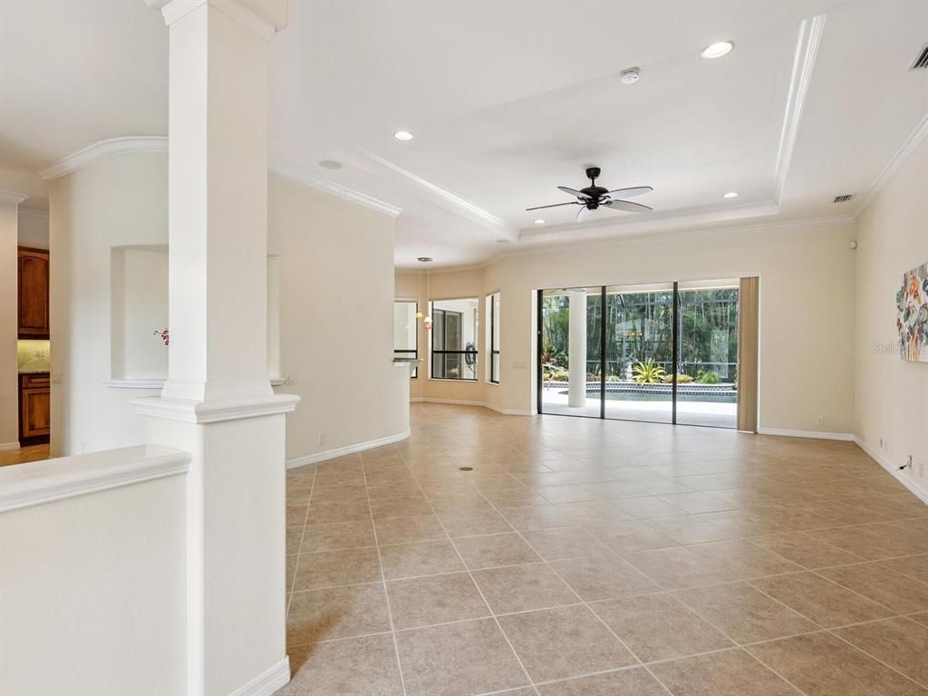 Image 3 of property listing at 1335 TUSCANY BOULEVARD, Venice, FL 34292