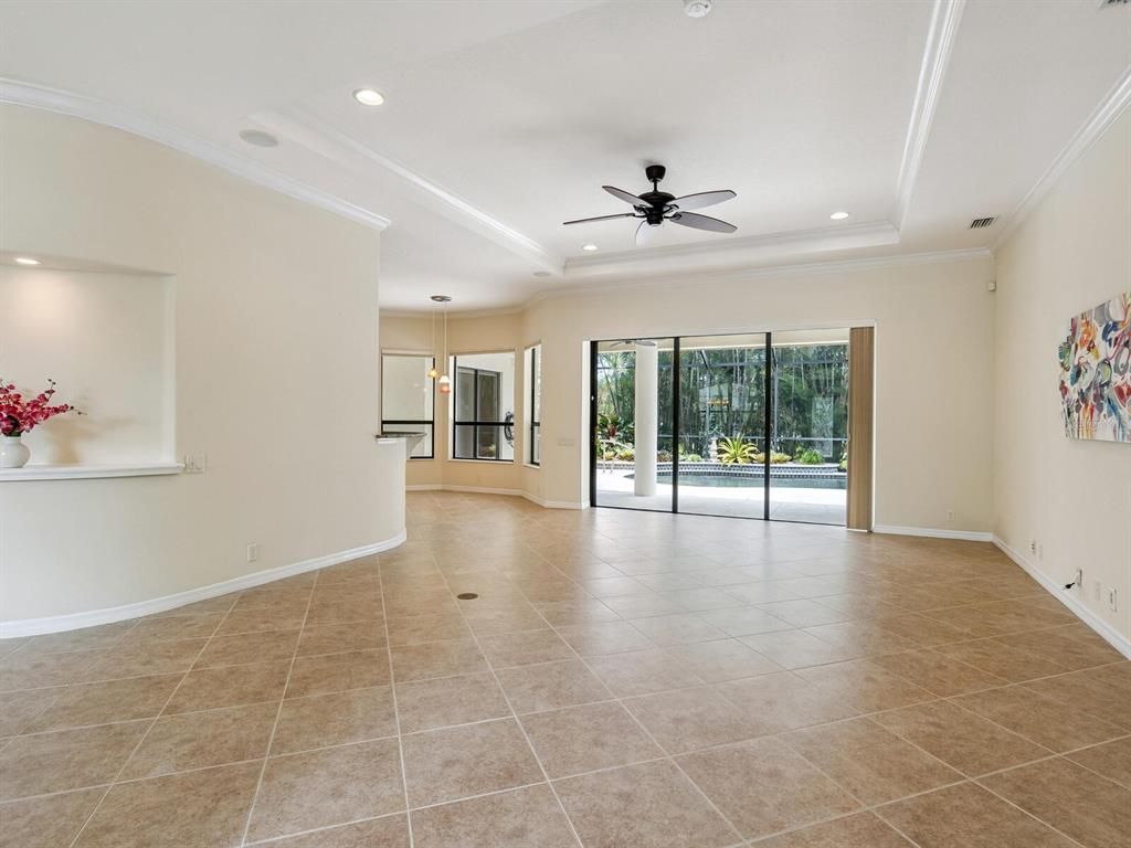 Image 4 of property listing at 1335 TUSCANY BOULEVARD, Venice, FL 34292