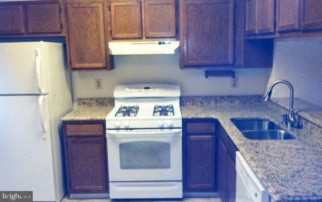 7130 TOLLIVER ST, Alexandria, VA 22306