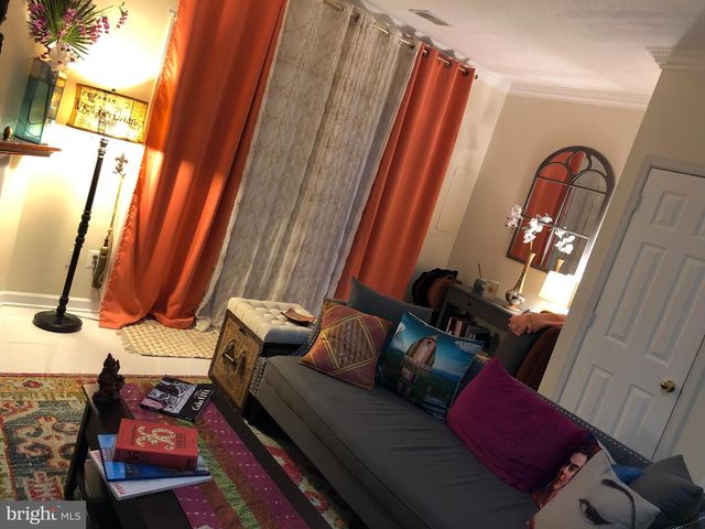 7130 TOLLIVER ST, Alexandria, VA 22306