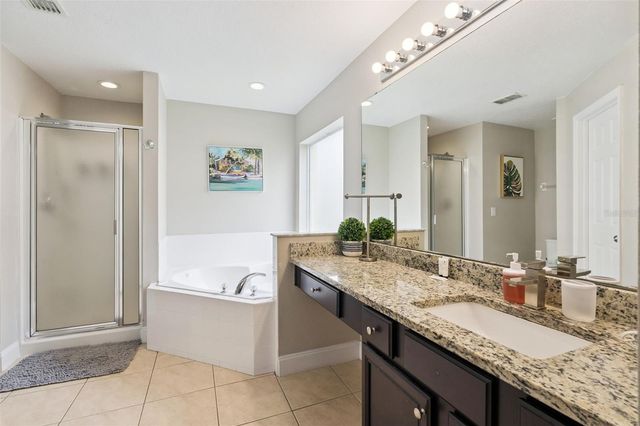 2694 LA ISLA COURT, Kissimmee, FL 34747