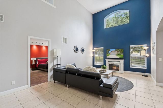 2694 LA ISLA COURT, Kissimmee, FL 34747