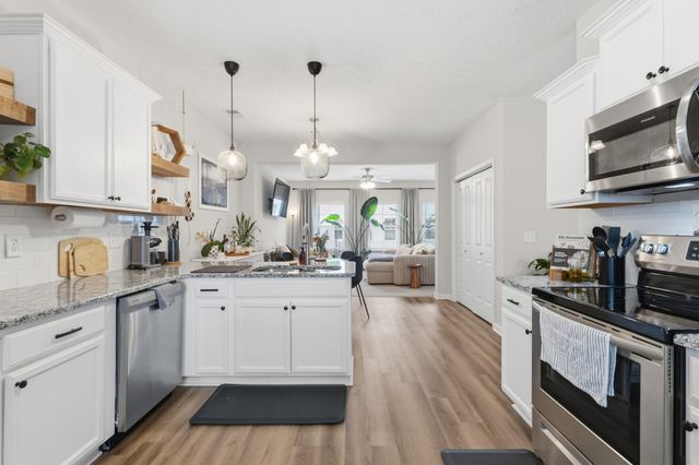 107 Jean Alyne Dotson Dr, La Vergne, TN 37086