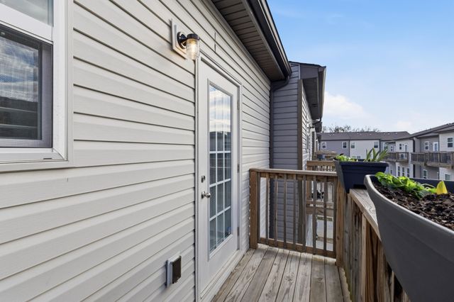 107 Jean Alyne Dotson Dr, La Vergne, TN 37086