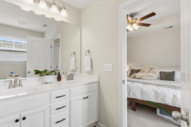 107 Jean Alyne Dotson Dr, La Vergne, TN 37086