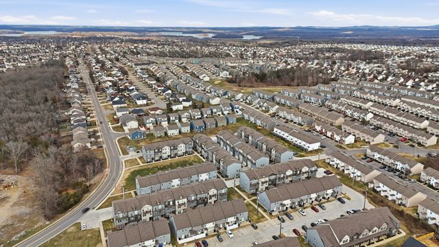 107 Jean Alyne Dotson Dr, La Vergne, TN 37086