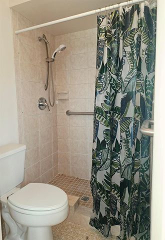 713 Nantucket Circle B, Lake Worth, FL 33467