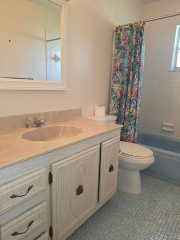 713 Nantucket Circle B, Lake Worth, FL 33467