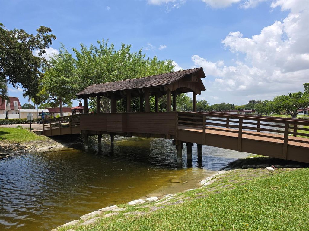 713 Nantucket Circle B, Lake Worth, FL 33467