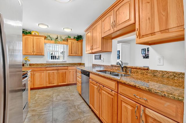 2088 SW 14th Avenue, Boynton Beach, FL 33426