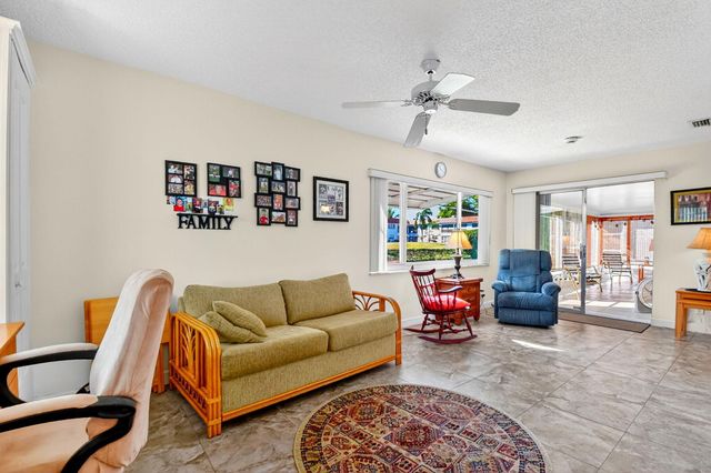 2088 SW 14th Avenue, Boynton Beach, FL 33426