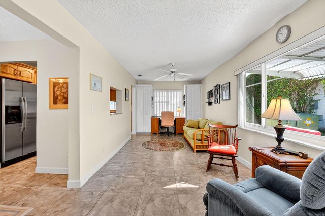 2088 SW 14th Avenue, Boynton Beach, FL 33426