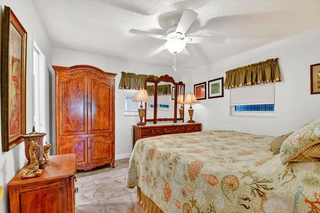 2088 SW 14th Avenue, Boynton Beach, FL 33426