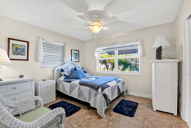 2088 SW 14th Avenue, Boynton Beach, FL 33426