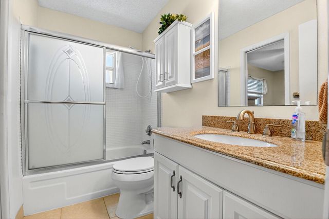 2088 SW 14th Avenue, Boynton Beach, FL 33426