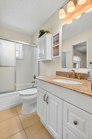 2088 SW 14th Avenue, Boynton Beach, FL 33426