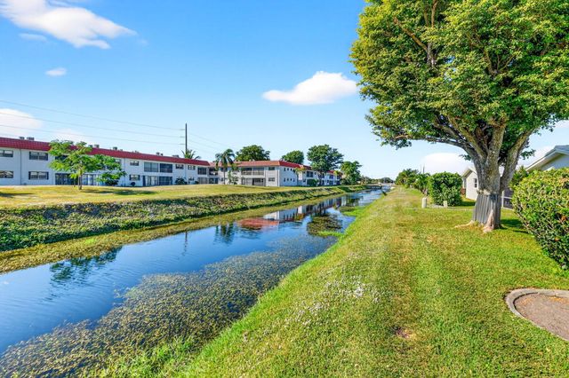 2088 SW 14th Avenue, Boynton Beach, FL 33426