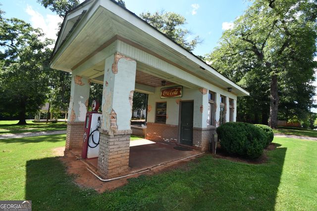 7 & 18 Main Street, Watkinsville, GA 30677