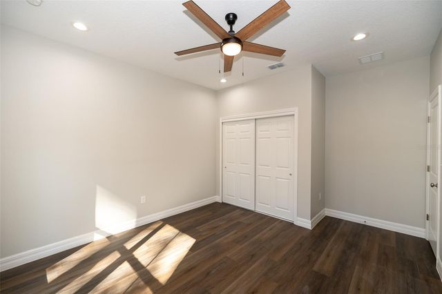 2390 9TH AVE, Deland, FL 32724