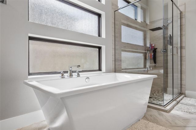 140 Lakehouse Landing Drive, Katy, TX 77493