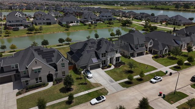 140 Lakehouse Landing Drive, Katy, TX 77493